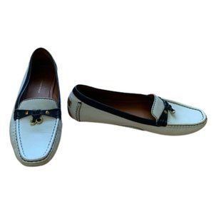 Andiamo white leather loafers size 11.